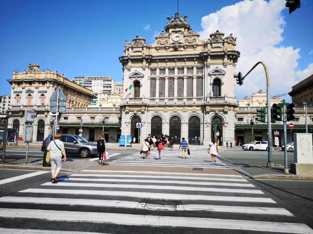 Corte Lambruschini Central Apartment With Free Covered Parking Genoa Exterior photo